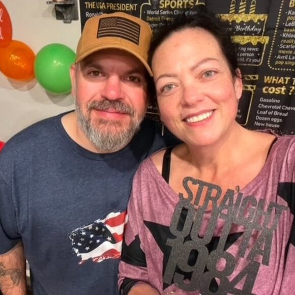 Welcome to Kimberly's Kloset - Picture 4 of 4